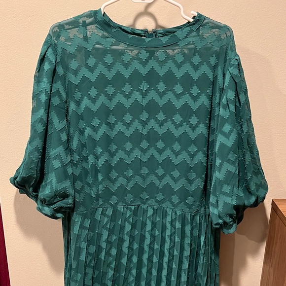 Chic Teal Midi Dress with Puff Sleeves - Picture 5 of 5